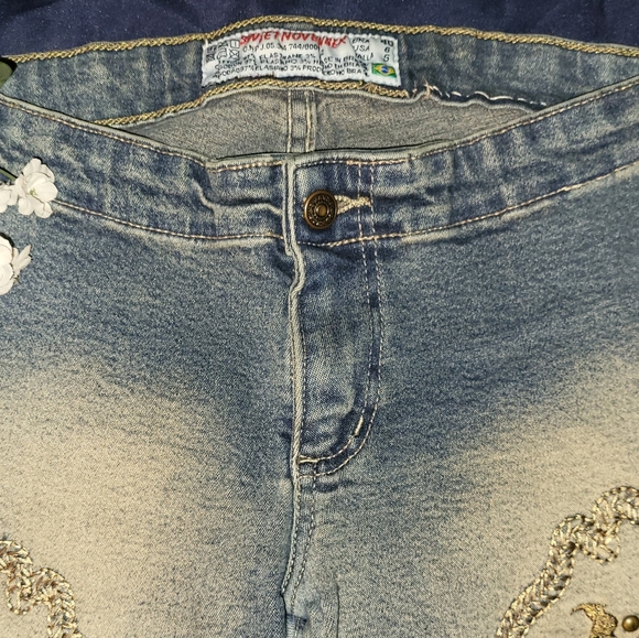 SweetNovember Stretchy Embroidered Jeans - Picture 5 of 5